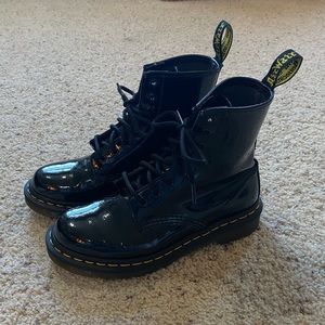 Black Dr. Martens lace-up Boots!